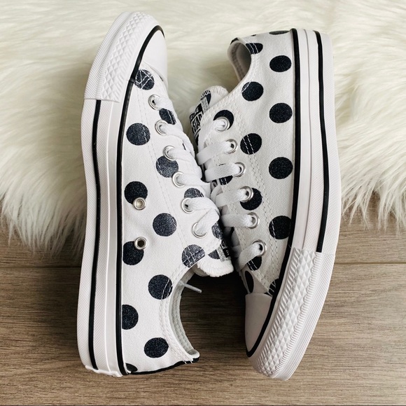 NWT Converse Chuck Taylor All Star Women’s Shoes - Picture 8 of 9